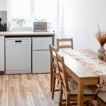 Sardice Apartman U Sklepu מראה חיצוני תמונה